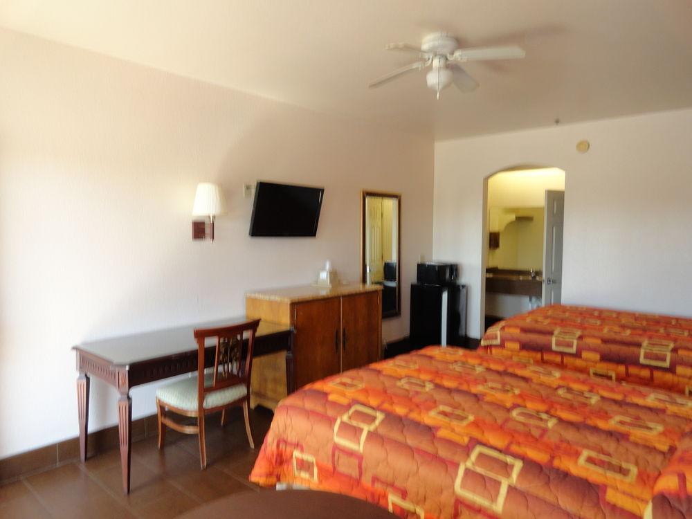 Palace Inn Motel East Brownsville Bagian luar foto