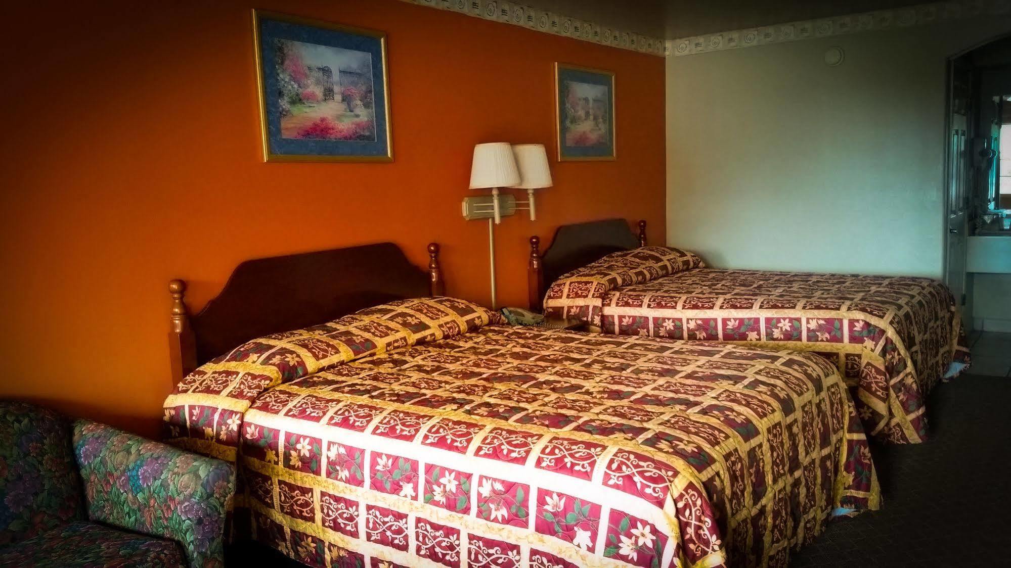 Palace Inn Motel East Brownsville Bagian luar foto