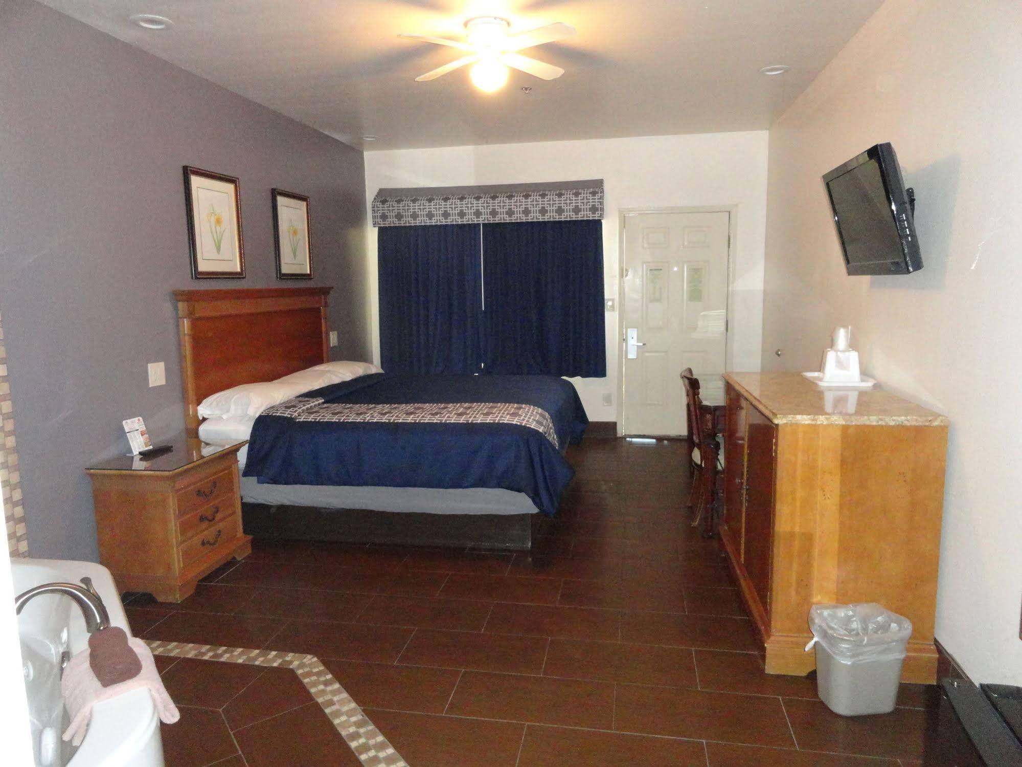 Palace Inn Motel East Brownsville Bagian luar foto